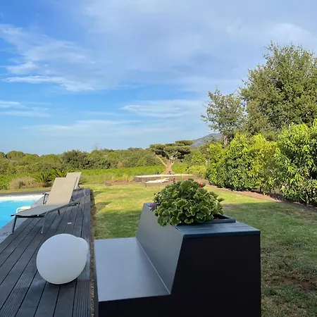 Casa Albera Contemporaine Piscine Vue Montagne Gasthof